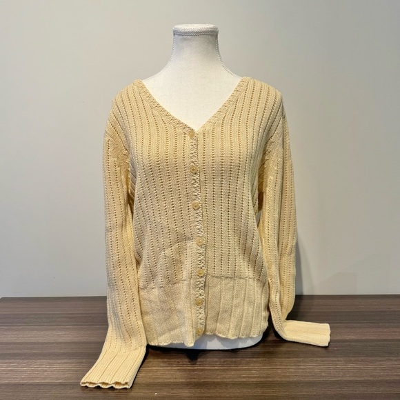 Jessica Sports | women's medium butter yellow Button-Up vintage Cardigan - Picture 1 of 6